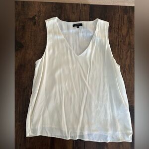 Quince Cream V-Neck Tank Top